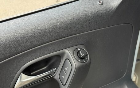Volkswagen Polo VI (EU Market), 2013 год, 850 000 рублей, 31 фотография