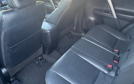 Toyota RAV4, 2017 год, 3 200 000 рублей, 6 фотография