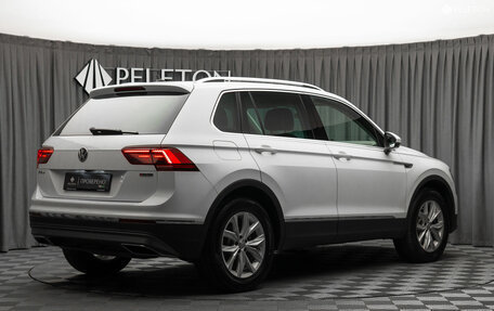 Volkswagen Tiguan II, 2019 год, 2 840 000 рублей, 4 фотография