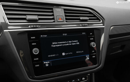 Volkswagen Tiguan II, 2019 год, 2 840 000 рублей, 20 фотография