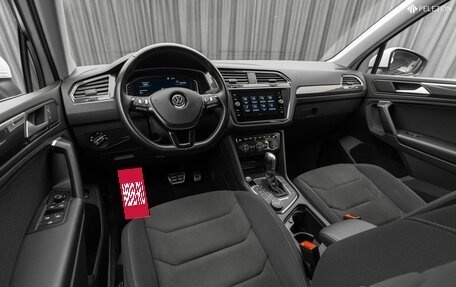 Volkswagen Tiguan II, 2019 год, 2 840 000 рублей, 9 фотография