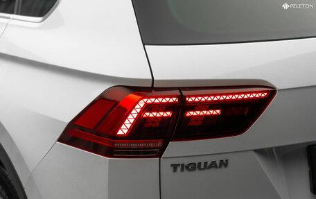 Volkswagen Tiguan II, 2019 год, 2 840 000 рублей, 28 фотография