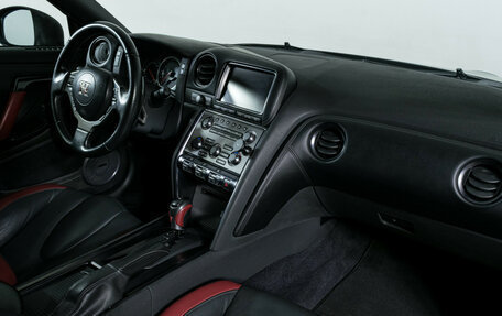 Nissan GT-R, 2011 год, 8 400 000 рублей, 10 фотография