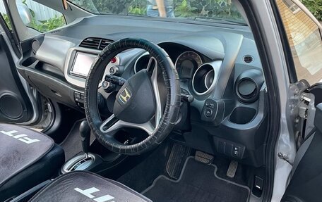 Honda Fit III, 2009 год, 750 000 рублей, 6 фотография