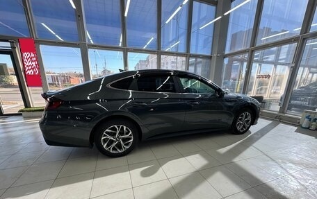 Hyundai Sonata VIII, 2020 год, 2 200 000 рублей, 4 фотография