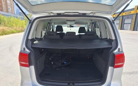 Volkswagen Touran III, 2010 год, 720 000 рублей, 7 фотография