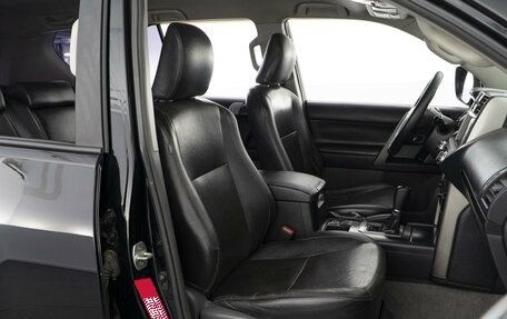 Toyota Land Cruiser Prado 150 рестайлинг 2, 2012 год, 2 415 652 рублей, 8 фотография