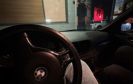 BMW 3 серия, 2000 год, 470 000 рублей, 26 фотография
