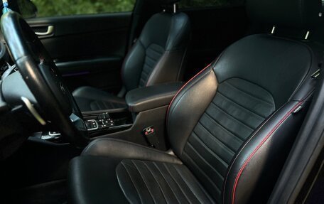 KIA Optima IV, 2019 год, 2 000 000 рублей, 25 фотография