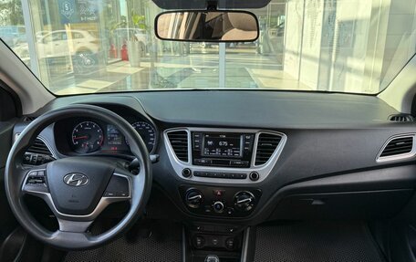 Hyundai Solaris II рестайлинг, 2019 год, 797 000 рублей, 10 фотография