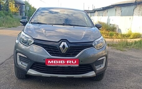 Renault Kaptur I рестайлинг, 2017 год, 1 530 000 рублей, 5 фотография
