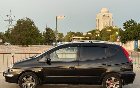 Chevrolet Rezzo, 2006 год, 497 000 рублей, 24 фотография