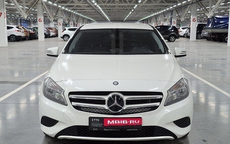 Mercedes-Benz A-Класс, 2014 год, 1 378 850 рублей, 2 фотография