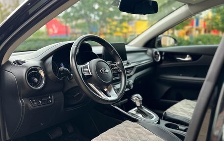 KIA Cerato IV, 2021 год, 2 390 000 рублей, 12 фотография
