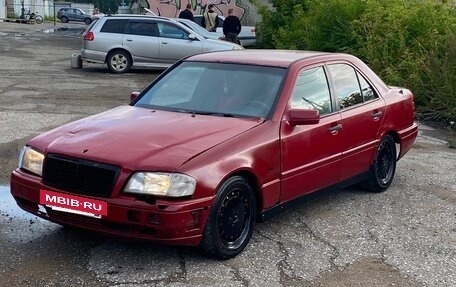 Mercedes-Benz C-Класс, 1994 год, 98 000 рублей, 4 фотография