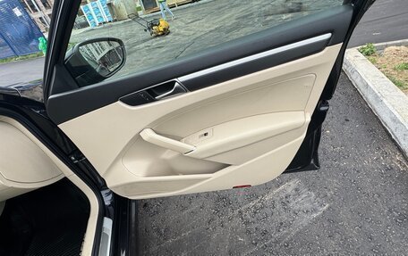 Volkswagen Passat B8 рестайлинг, 2016 год, 1 350 000 рублей, 16 фотография