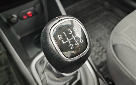 KIA Rio III рестайлинг, 2015 год, 1 250 000 рублей, 19 фотография