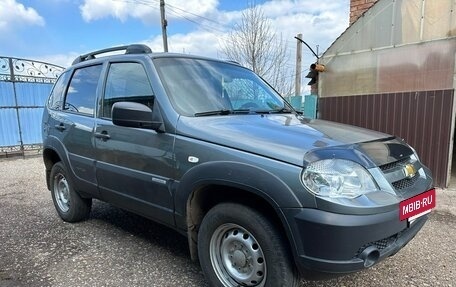 Chevrolet Niva I рестайлинг, 2018 год, 837 000 рублей, 8 фотография