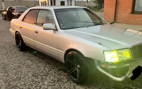 Toyota Crown, 1997 год, 965 000 рублей, 2 фотография