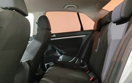 Volkswagen Jetta VI, 2010 год, 370 000 рублей, 13 фотография