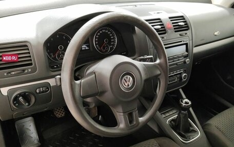 Volkswagen Jetta VI, 2010 год, 370 000 рублей, 12 фотография