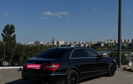 Mercedes-Benz E-Класс, 2011 год, 1 650 000 рублей, 3 фотография