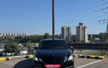 Mercedes-Benz E-Класс, 2011 год, 1 650 000 рублей, 19 фотография
