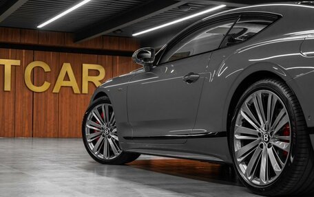 Bentley Continental GT, 2025 год, 47 900 000 рублей, 12 фотография