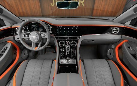 Bentley Continental GT, 2025 год, 47 900 000 рублей, 34 фотография