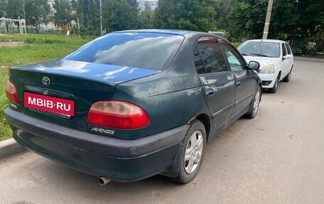 Toyota Avensis III рестайлинг, 2002 год, 350 000 рублей, 5 фотография