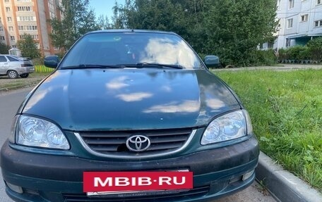 Toyota Avensis III рестайлинг, 2002 год, 350 000 рублей, 6 фотография