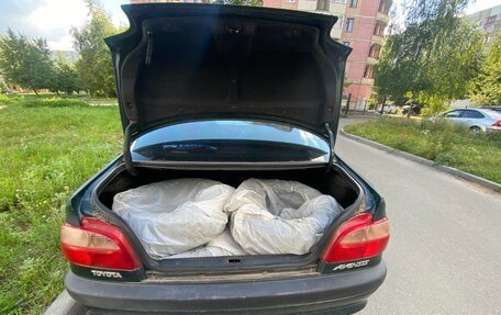 Toyota Avensis III рестайлинг, 2002 год, 350 000 рублей, 12 фотография