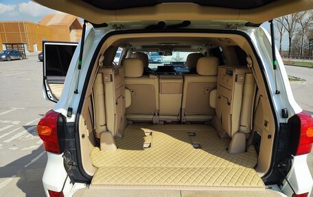 Toyota Land Cruiser 200, 2012 год, 4 800 000 рублей, 10 фотография