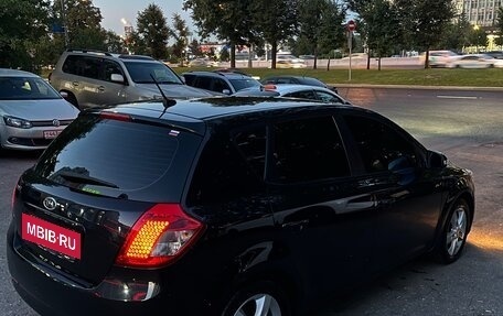 KIA cee'd I рестайлинг, 2011 год, 950 000 рублей, 2 фотография