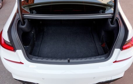BMW 3 серия, 2019 год, 4 190 000 рублей, 15 фотография