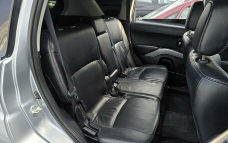 Mitsubishi Outlander III рестайлинг 3, 2007 год, 1 355 000 рублей, 7 фотография