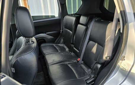 Mitsubishi Outlander III рестайлинг 3, 2007 год, 1 355 000 рублей, 9 фотография