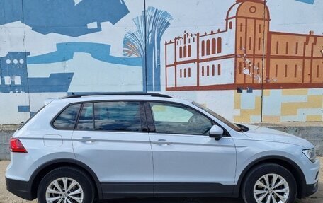 Volkswagen Tiguan II, 2019 год, 2 249 000 рублей, 3 фотография