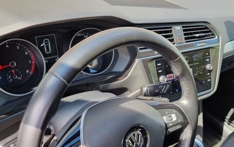 Volkswagen Tiguan II, 2019 год, 2 249 000 рублей, 15 фотография