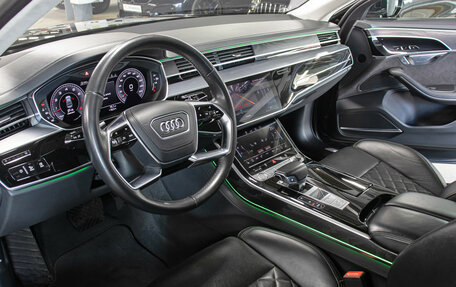 Audi A8, 2019 год, 4 900 000 рублей, 16 фотография