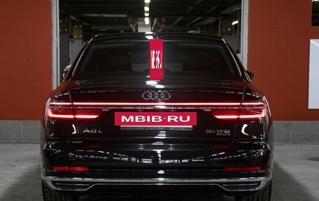 Audi A8, 2019 год, 4 900 000 рублей, 6 фотография