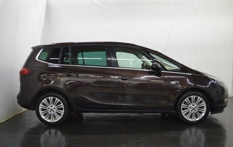 Opel Zafira C рестайлинг, 2014 год, 985 000 рублей, 4 фотография