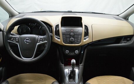 Opel Zafira C рестайлинг, 2014 год, 985 000 рублей, 14 фотография