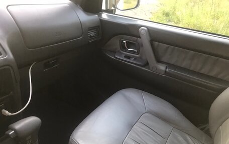 Mitsubishi Pajero III рестайлинг, 1998 год, 850 000 рублей, 10 фотография