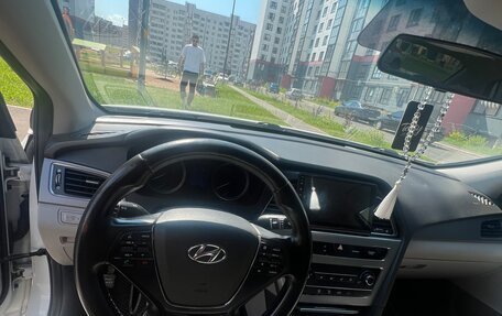 Hyundai Sonata VII, 2017 год, 1 350 000 рублей, 10 фотография