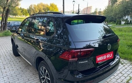Volkswagen Tiguan II, 2019 год, 2 497 000 рублей, 3 фотография