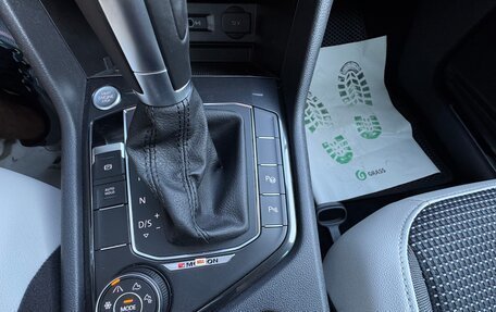 Volkswagen Tiguan II, 2019 год, 2 497 000 рублей, 19 фотография
