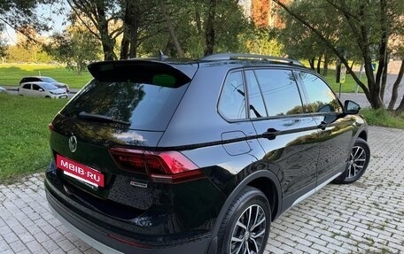 Volkswagen Tiguan II, 2019 год, 2 497 000 рублей, 8 фотография
