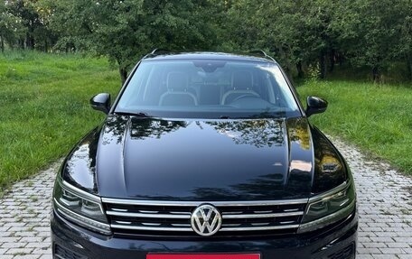 Volkswagen Tiguan II, 2019 год, 2 497 000 рублей, 9 фотография
