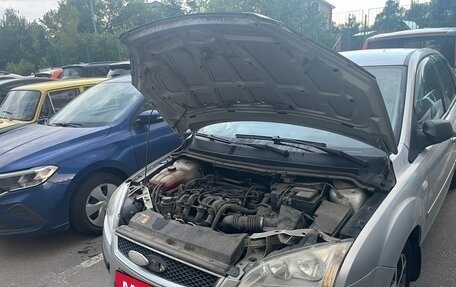 Ford Focus II рестайлинг, 2006 год, 300 000 рублей, 14 фотография